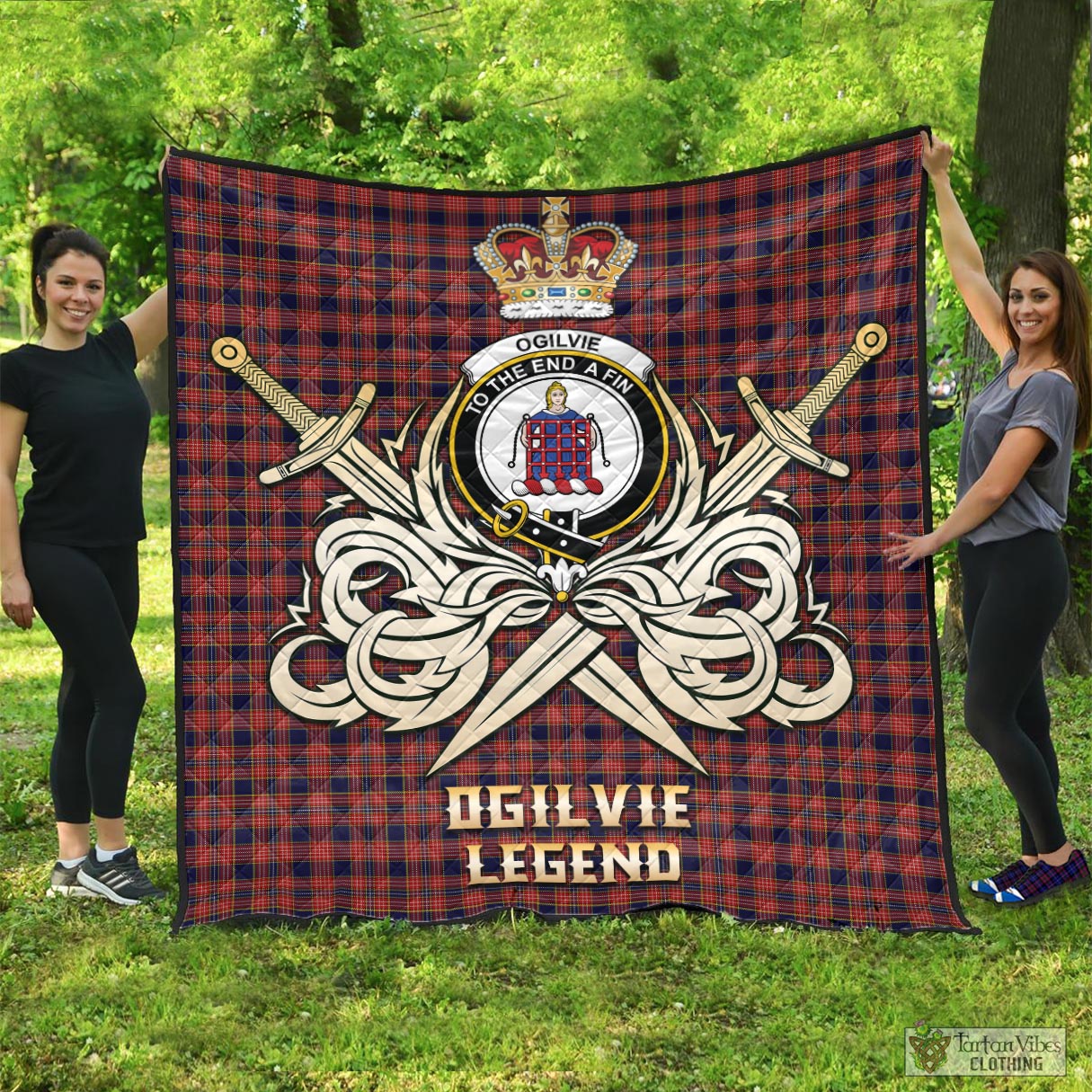 Tartan Vibes Clothing Ogilvie (Ogilvy) Tartan Quilt with Clan Crest and the Golden Sword of Courageous Legacy