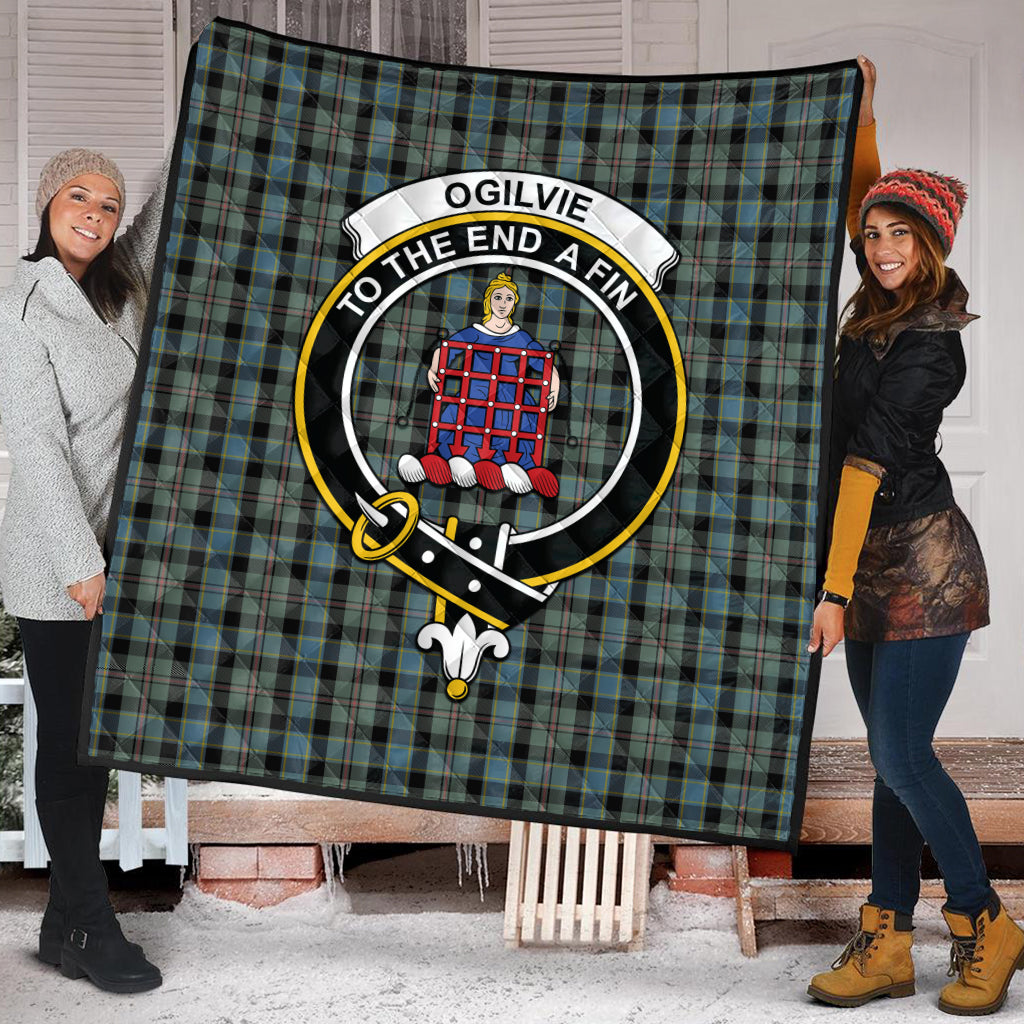 ogilvie-ogilvy-hunting-tartan-quilt-with-family-crest