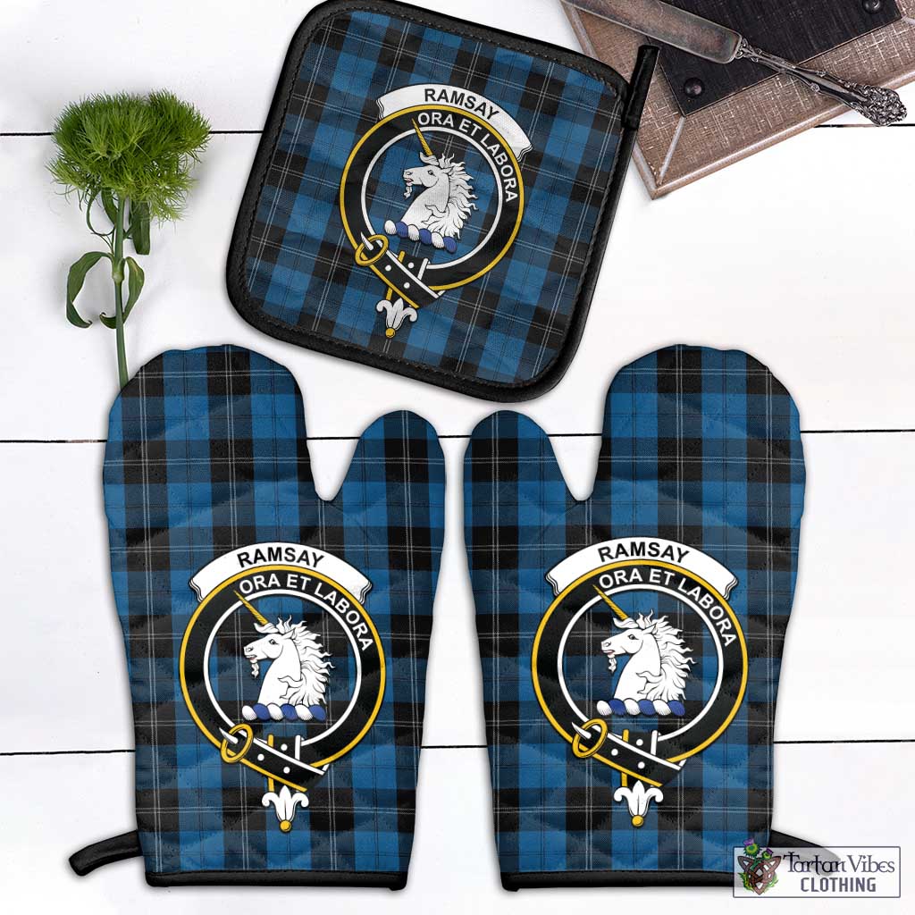 Tartan Vibes Clothing Ramsay Blue Hunting Tartan Combo Oven Mitt & Pot-Holder with Family Crest