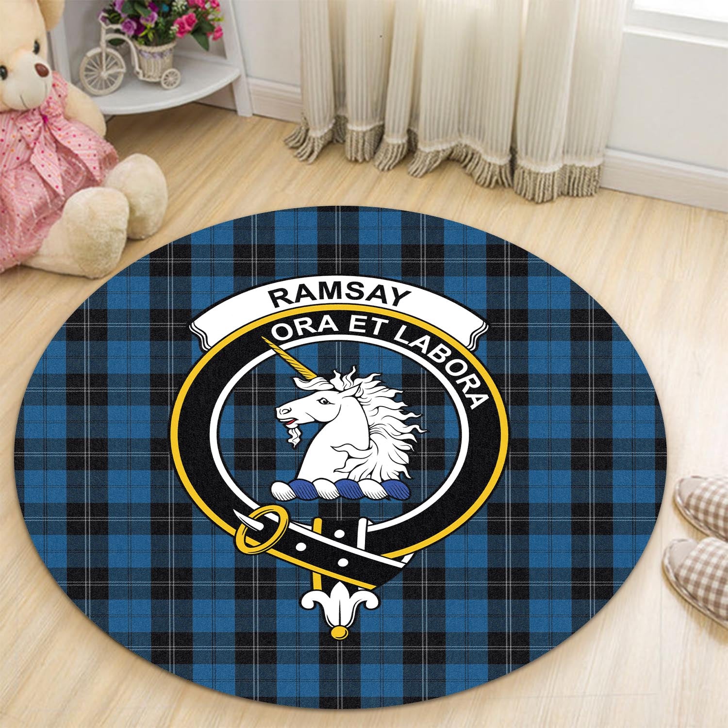 ramsay-blue-hunting-tartan-round-rug-with-family-crest