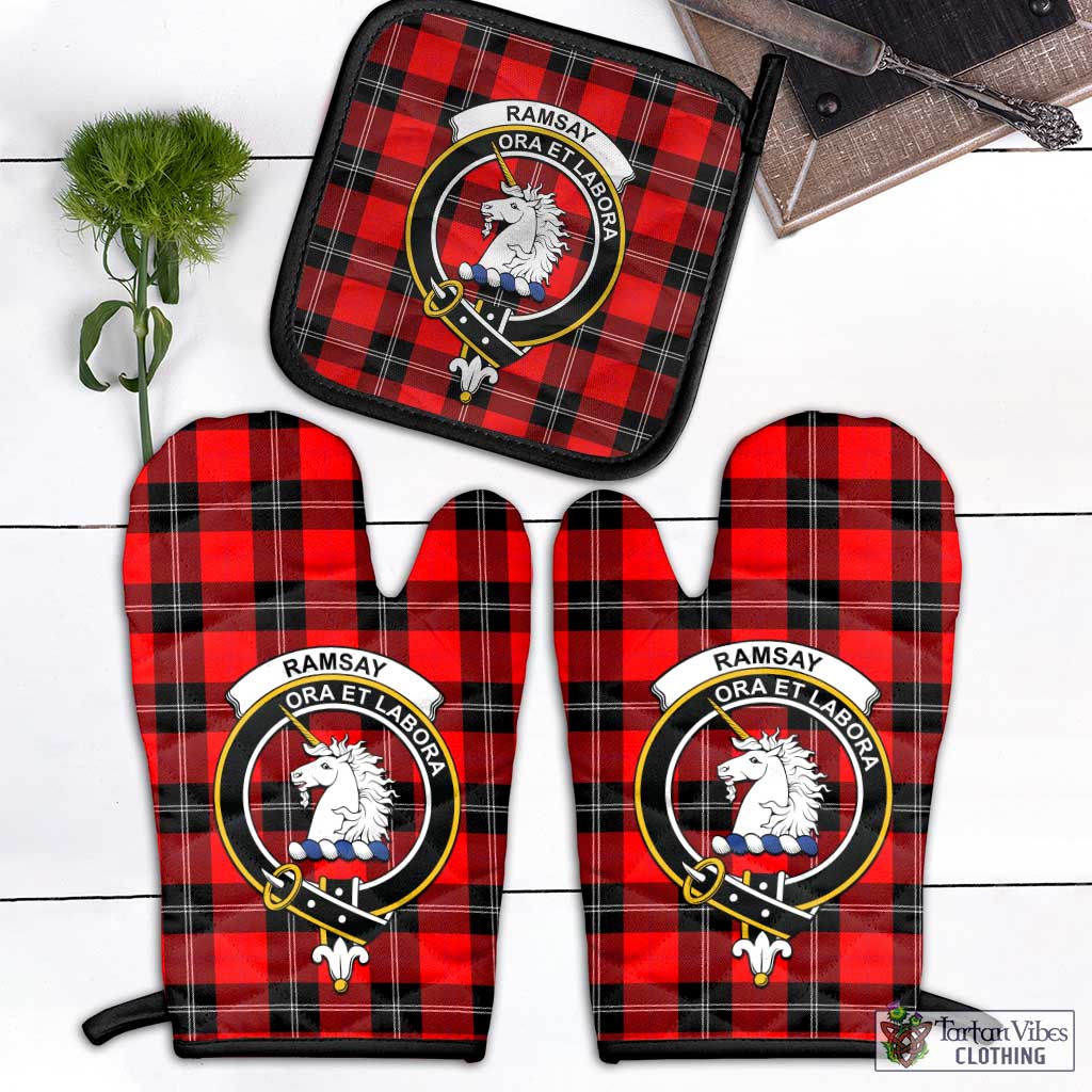 Tartan Vibes Clothing Ramsay Modern Tartan Combo Oven Mitt & Pot-Holder with Family Crest