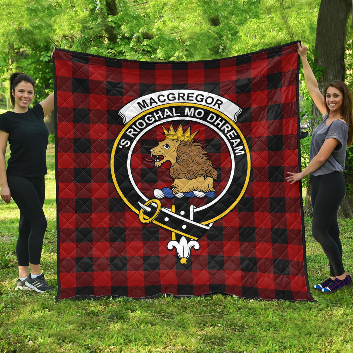 rob-roy-macgregor-tartan-quilt-with-family-crest