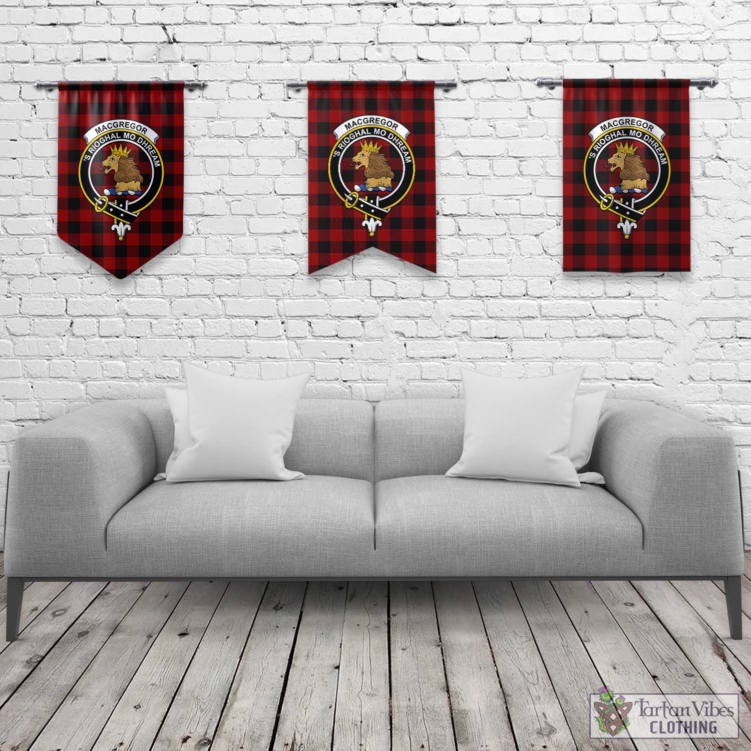 Tartan Vibes Clothing Rob Roy Macgregor Tartan Gonfalon, Tartan Banner with Family Crest