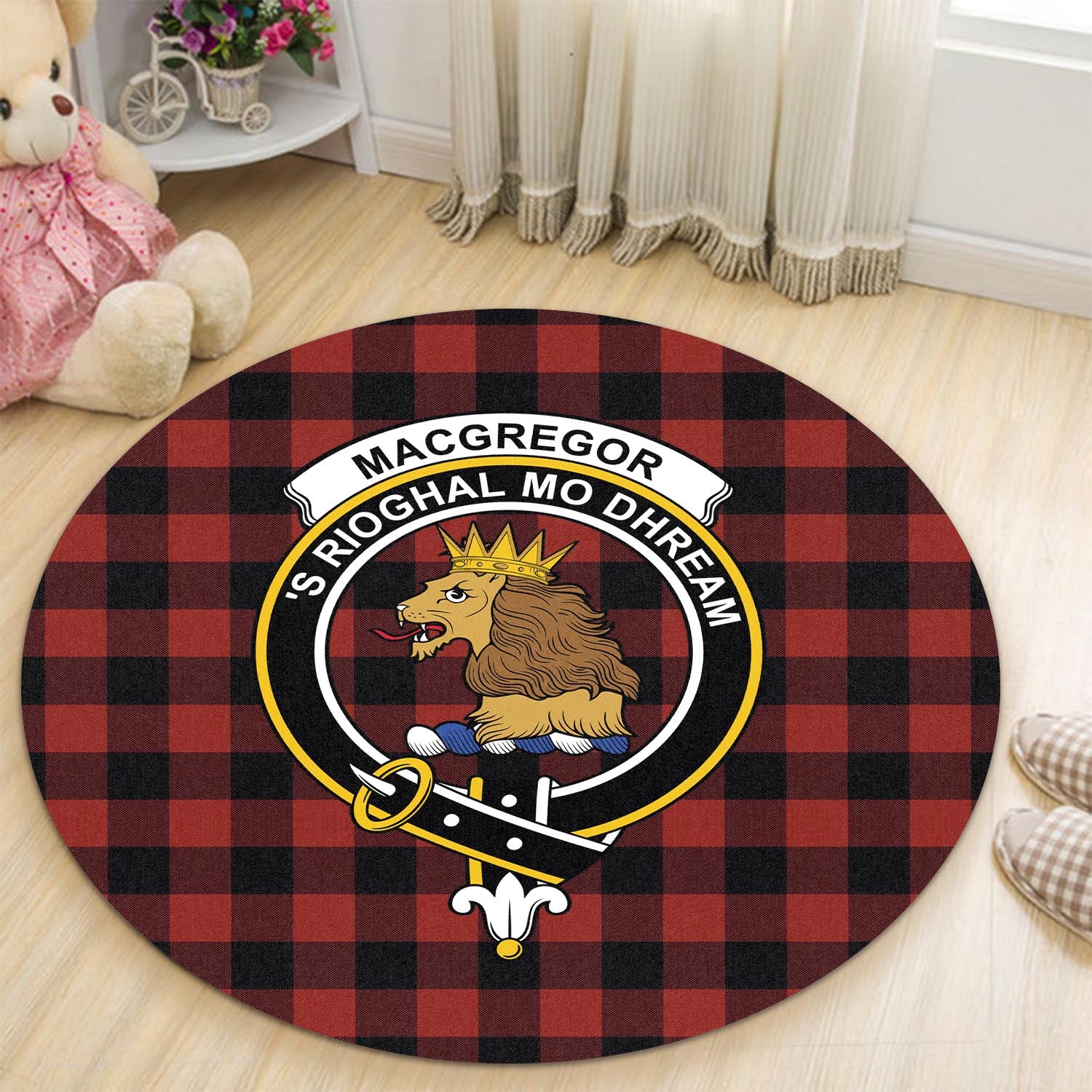 rob-roy-macgregor-tartan-round-rug-with-family-crest