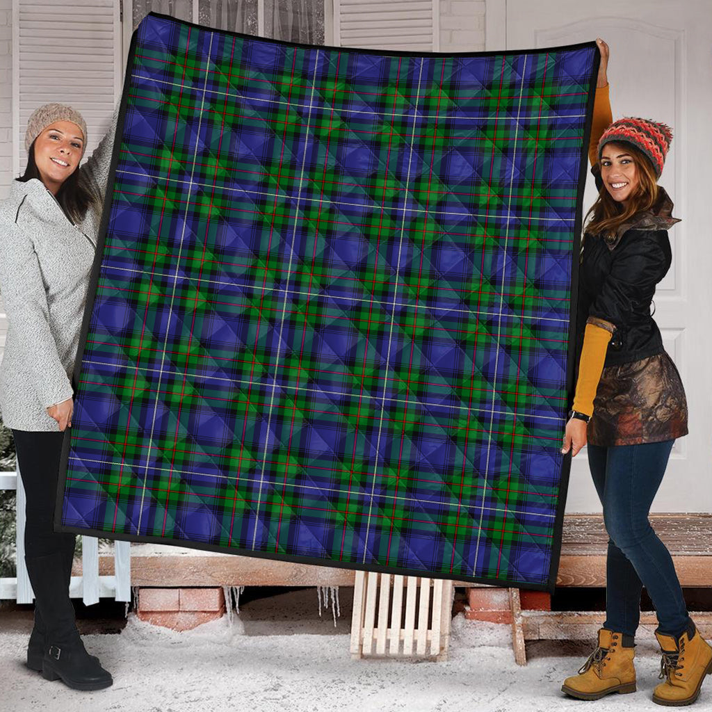 robertson-hunting-modern-tartan-quilt