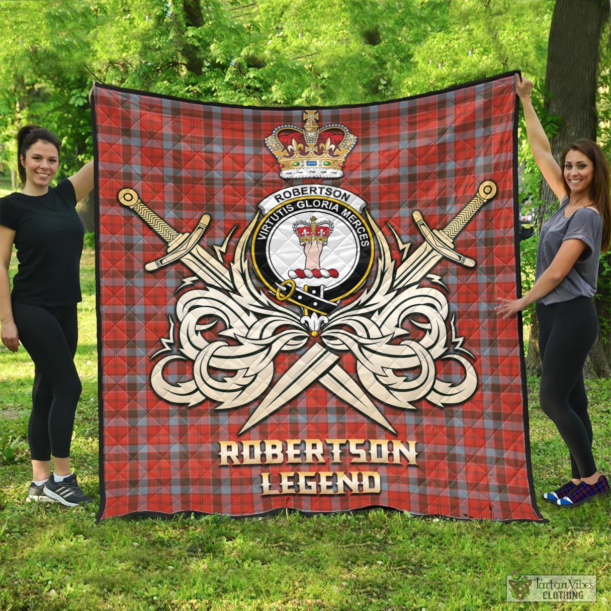 Tartan Vibes Clothing Robertson Weathered Tartan Quilt with Clan Crest and the Golden Sword of Courageous Legacy