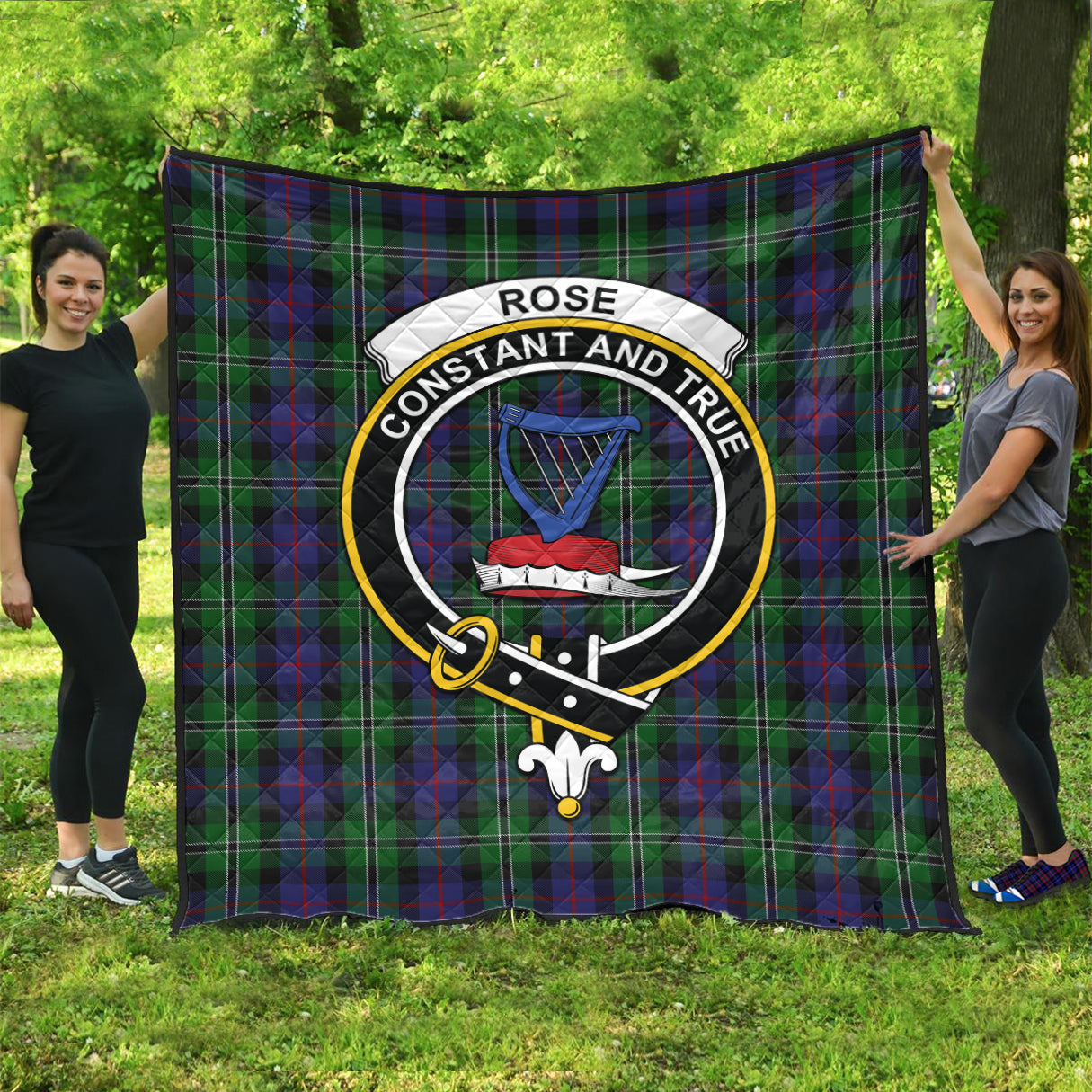 rose-hunting-tartan-quilt-with-family-crest