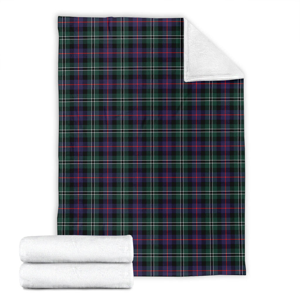 rose-hunting-modern-tartan-blanket