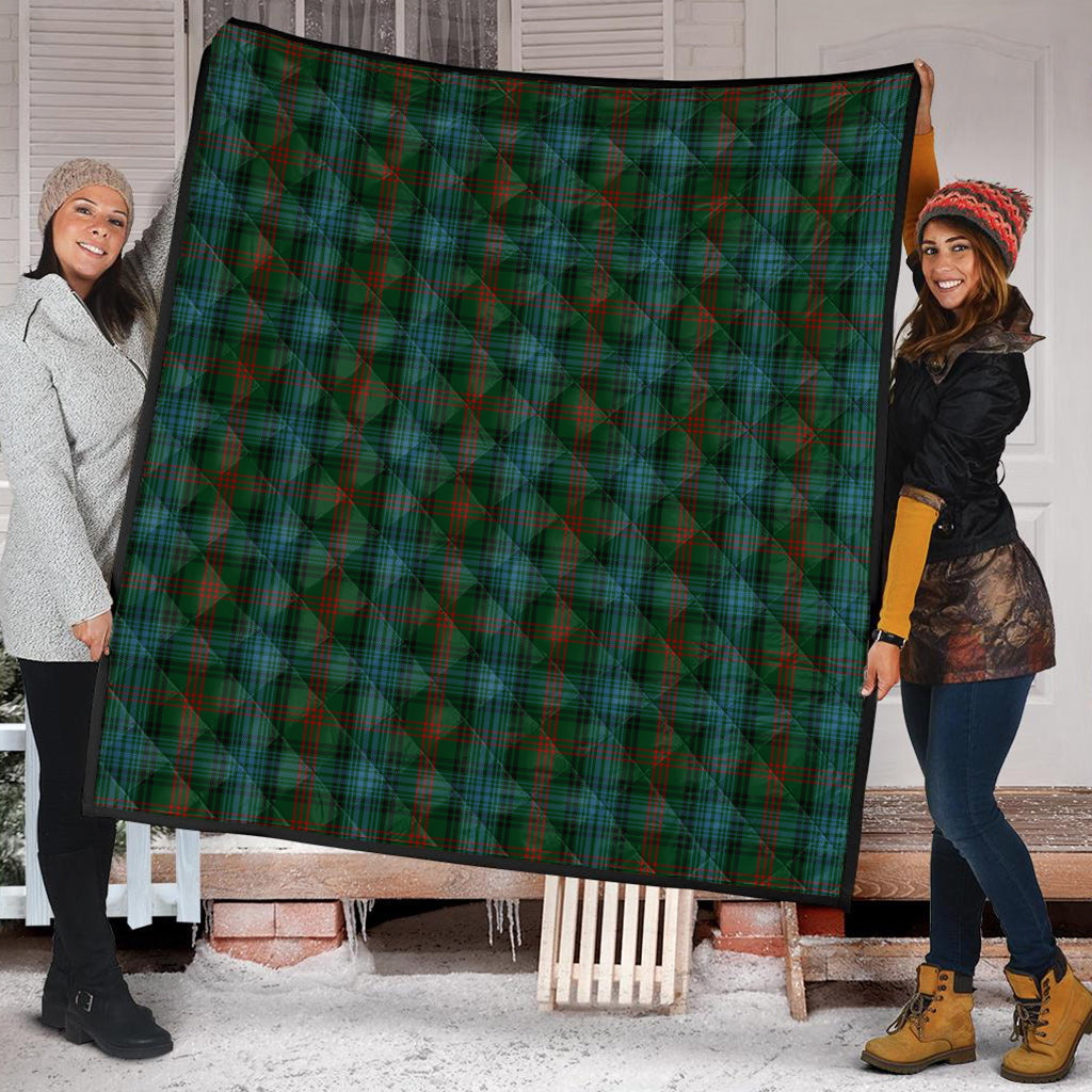 ross-hunting-tartan-quilt