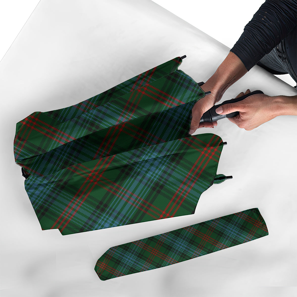 Ross Hunting Tartan Umbrella - Tartanvibesclothing