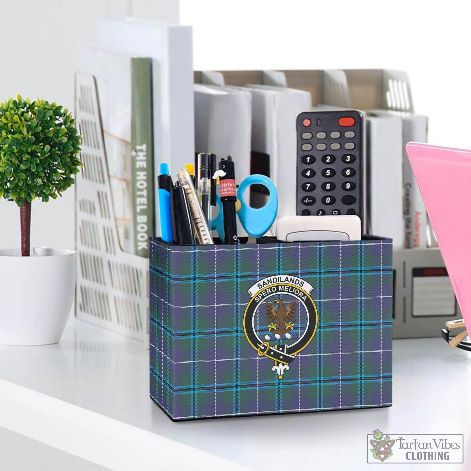 Tartan Vibes Clothing Sandilands Tartan Pen Holder with Family Crest