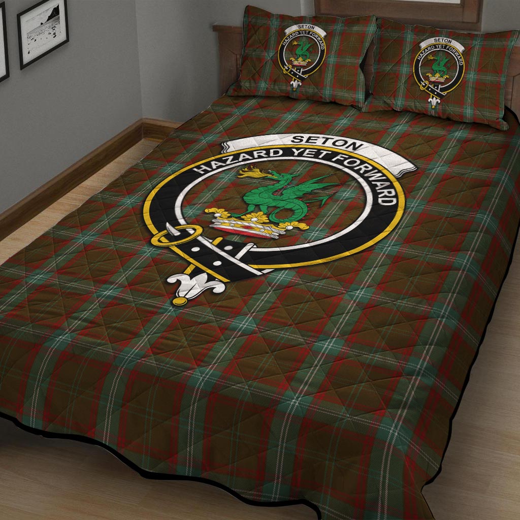 Seton Hunting Tartan Quilt Bed Set with Family Crest