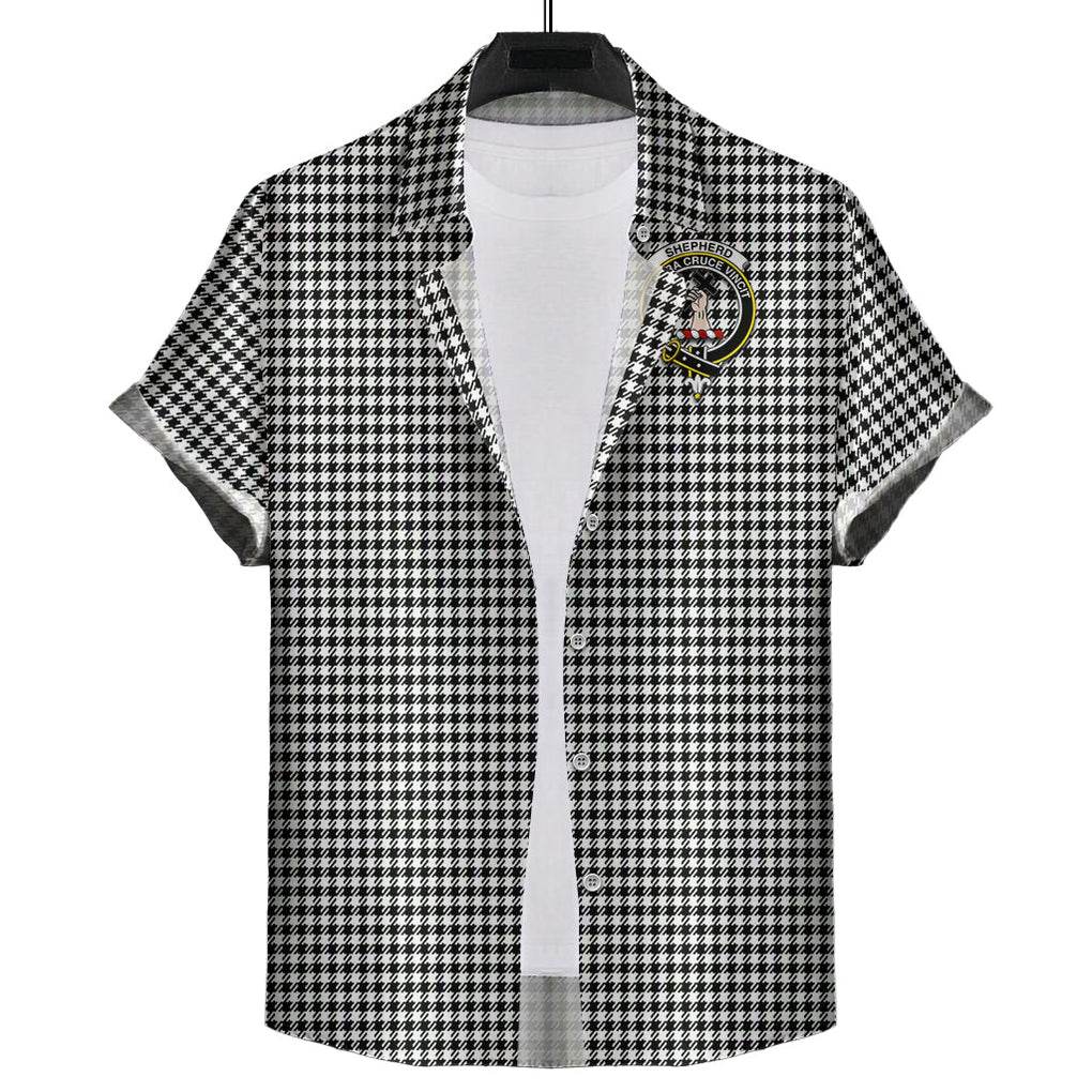 shepherd-tartan-short-sleeve-button-down-shirt-with-family-crest