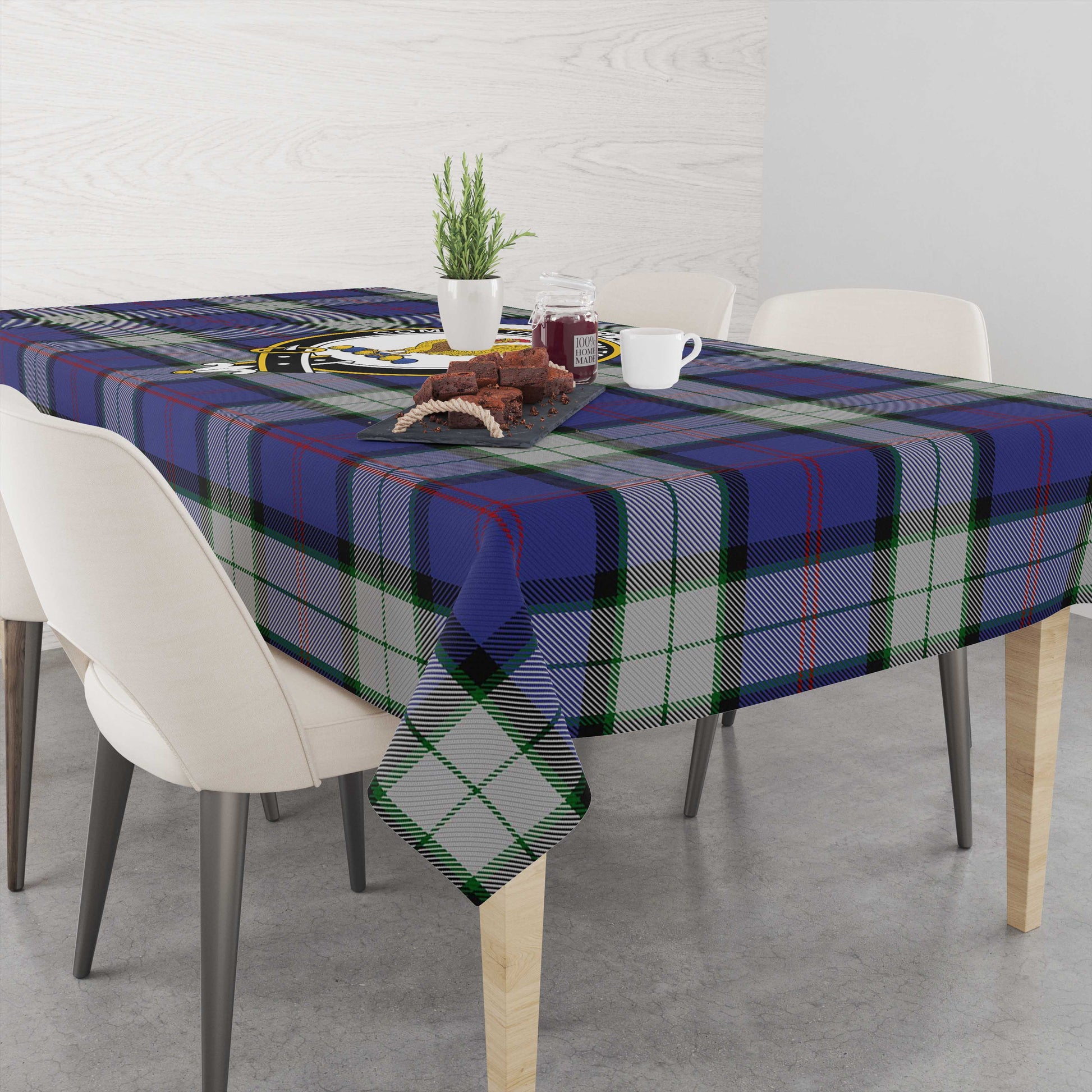 sinclair-dress-tatan-tablecloth-with-family-crest