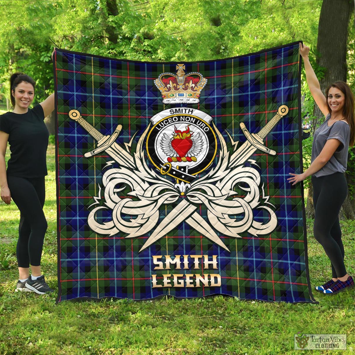 Tartan Vibes Clothing Smith Modern Tartan Quilt with Clan Crest and the Golden Sword of Courageous Legacy