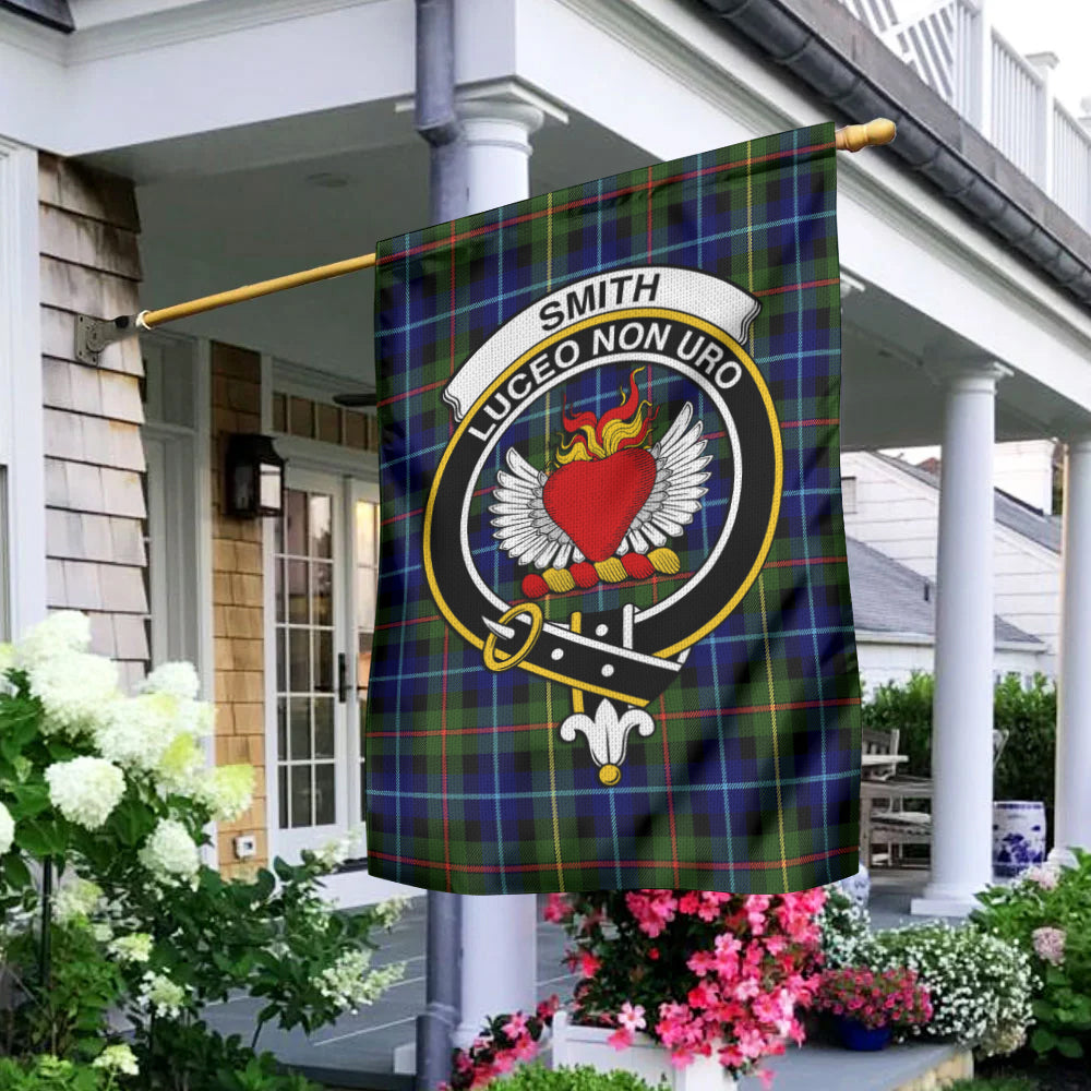 Smith Tartan Flag with Family Crest - Tartan Vibes Clothing