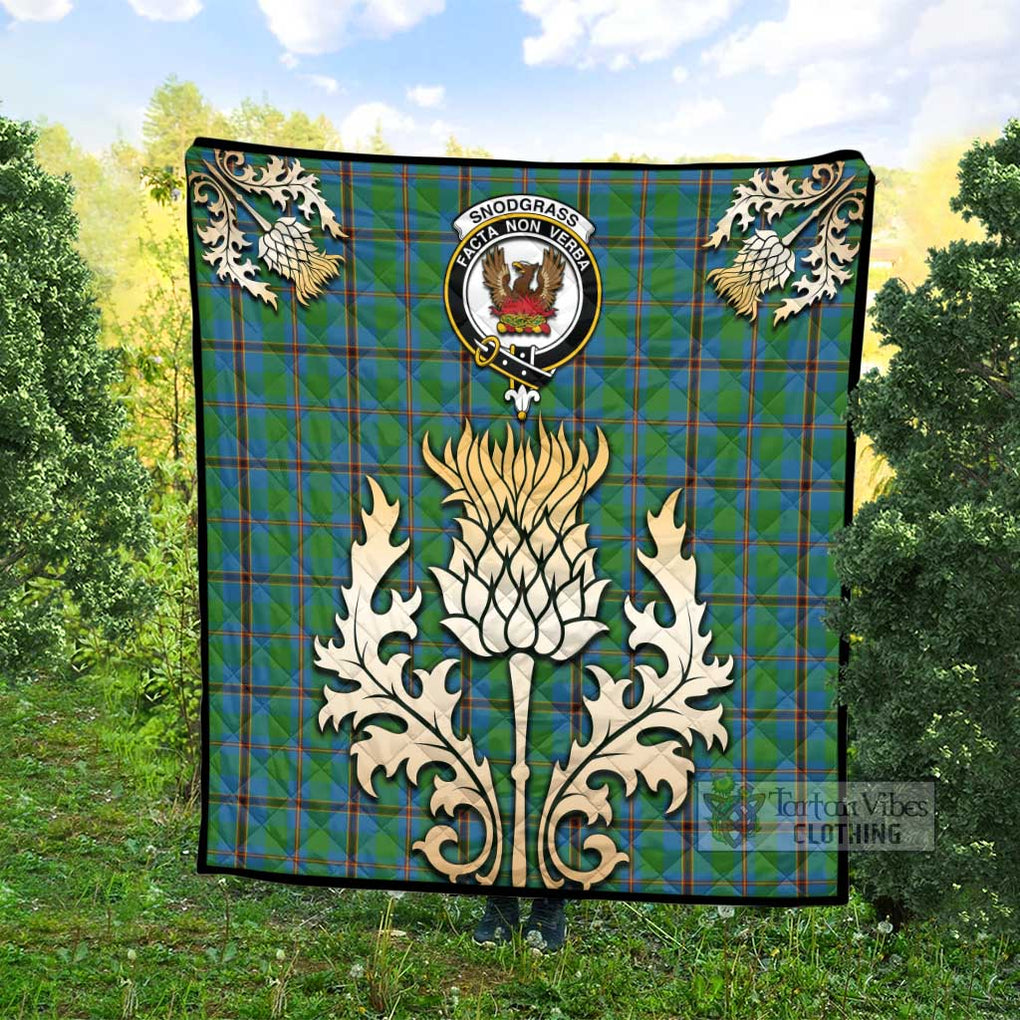 Tartan Vibes Clothing Snodgrass Tartan Quilt with Family Crest and Golden Thistle Style