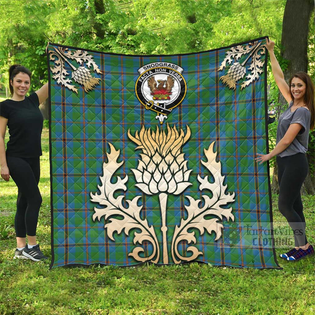 Tartan Vibes Clothing Snodgrass Tartan Quilt with Family Crest and Golden Thistle Style