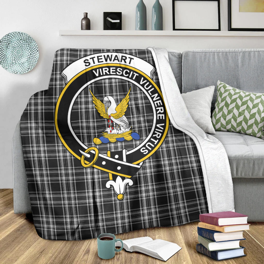 stewart-black-and-white-tartab-blanket-with-family-crest