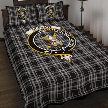 Stewart Black and White Tartan Quilt Bed Set with Family Crest