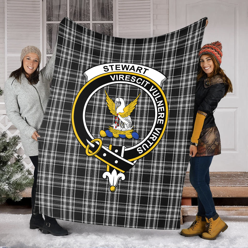 stewart-black-and-white-tartab-blanket-with-family-crest