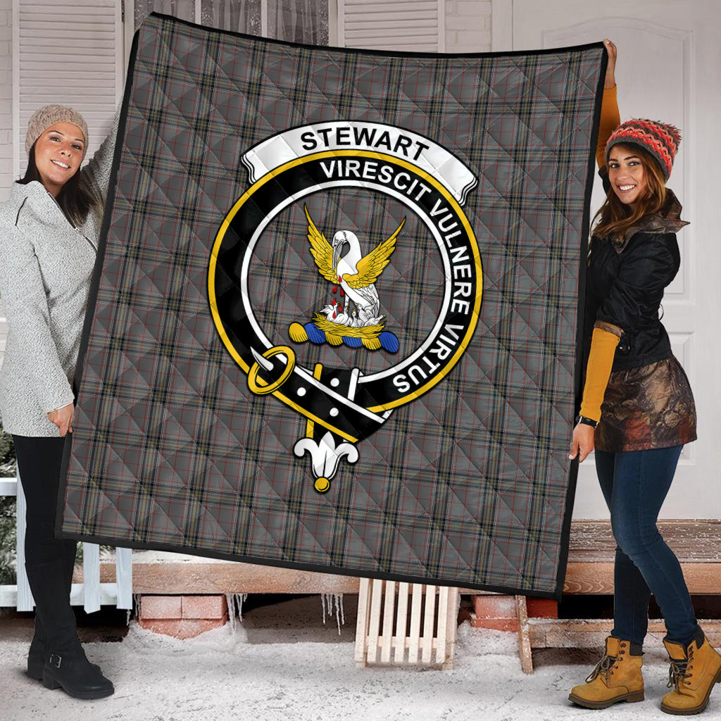 stewart-grey-tartan-quilt-with-family-crest