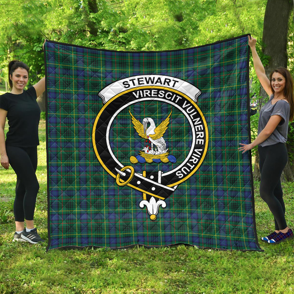 stewart-hunting-modern-tartan-quilt-with-family-crest