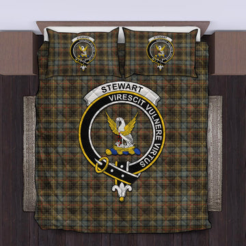 Stewart Hunting Weathered Tartan Quilt Bed Set with Family Crest