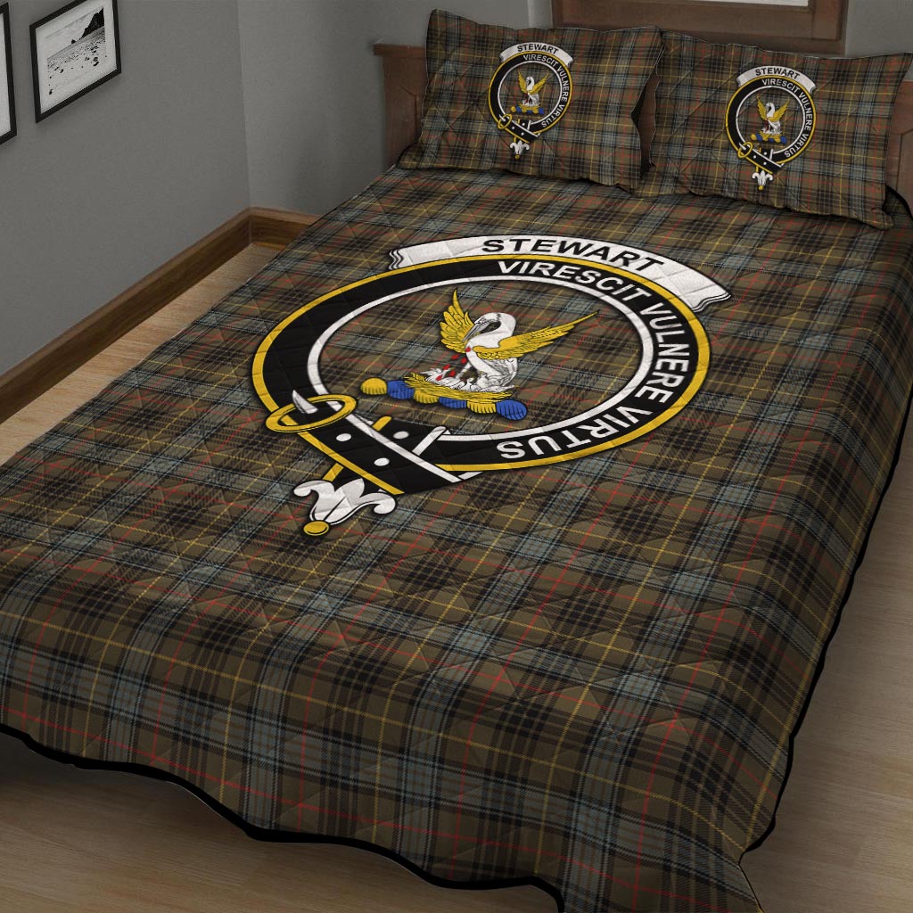 Stewart Hunting Weathered Tartan Quilt Bed Set with Family Crest - Tartan Vibes Clothing