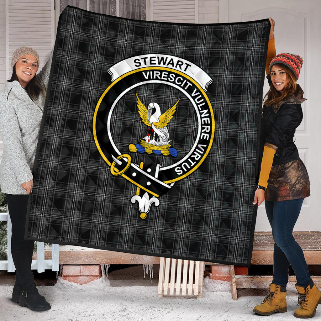 stewart-mourning-tartan-quilt-with-family-crest