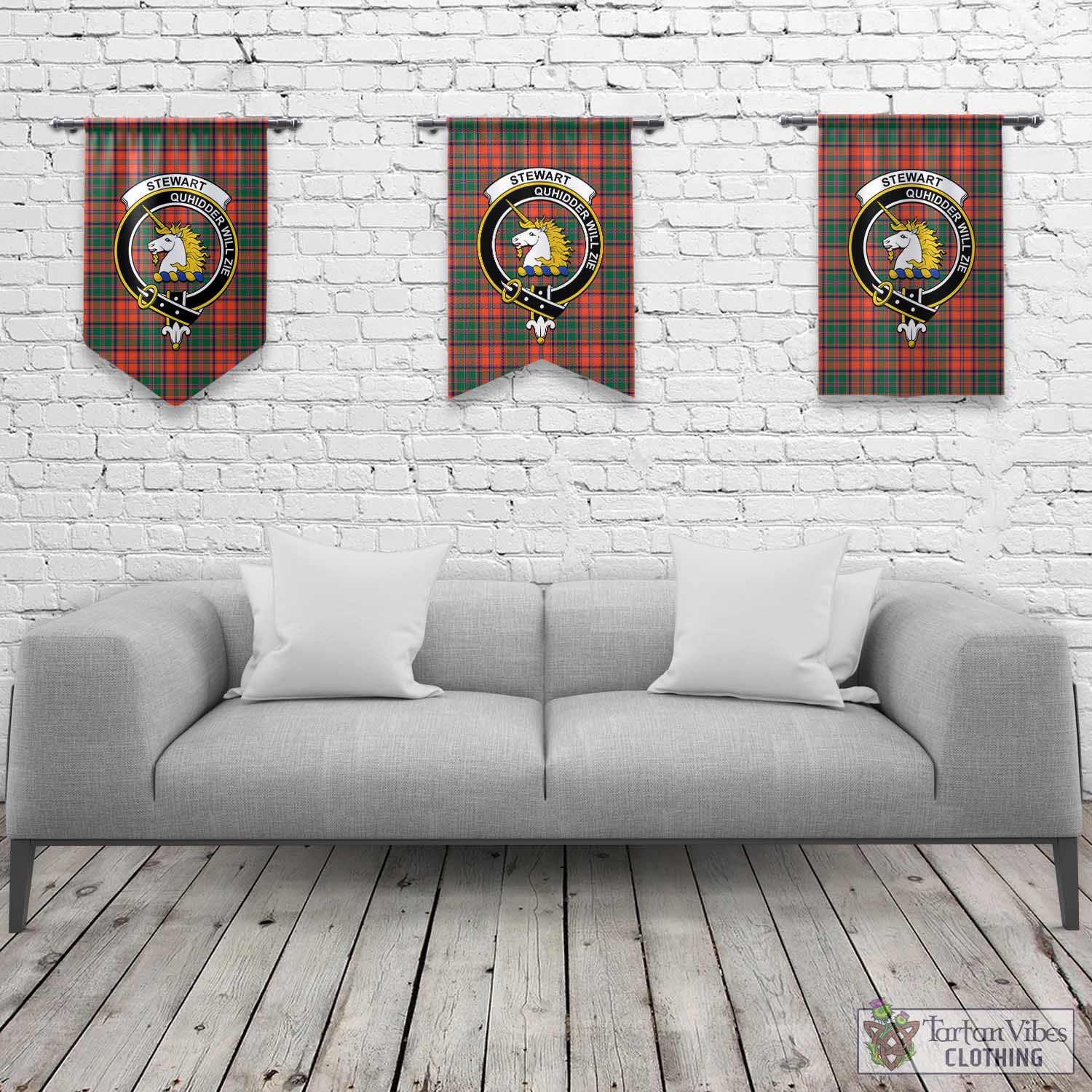 Tartan Vibes Clothing Stewart of Appin Ancient Tartan Gonfalon, Tartan Banner with Family Crest