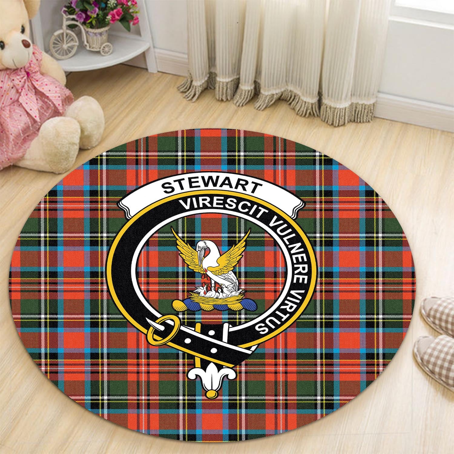 stewart-royal-tartan-round-rug-with-family-crest