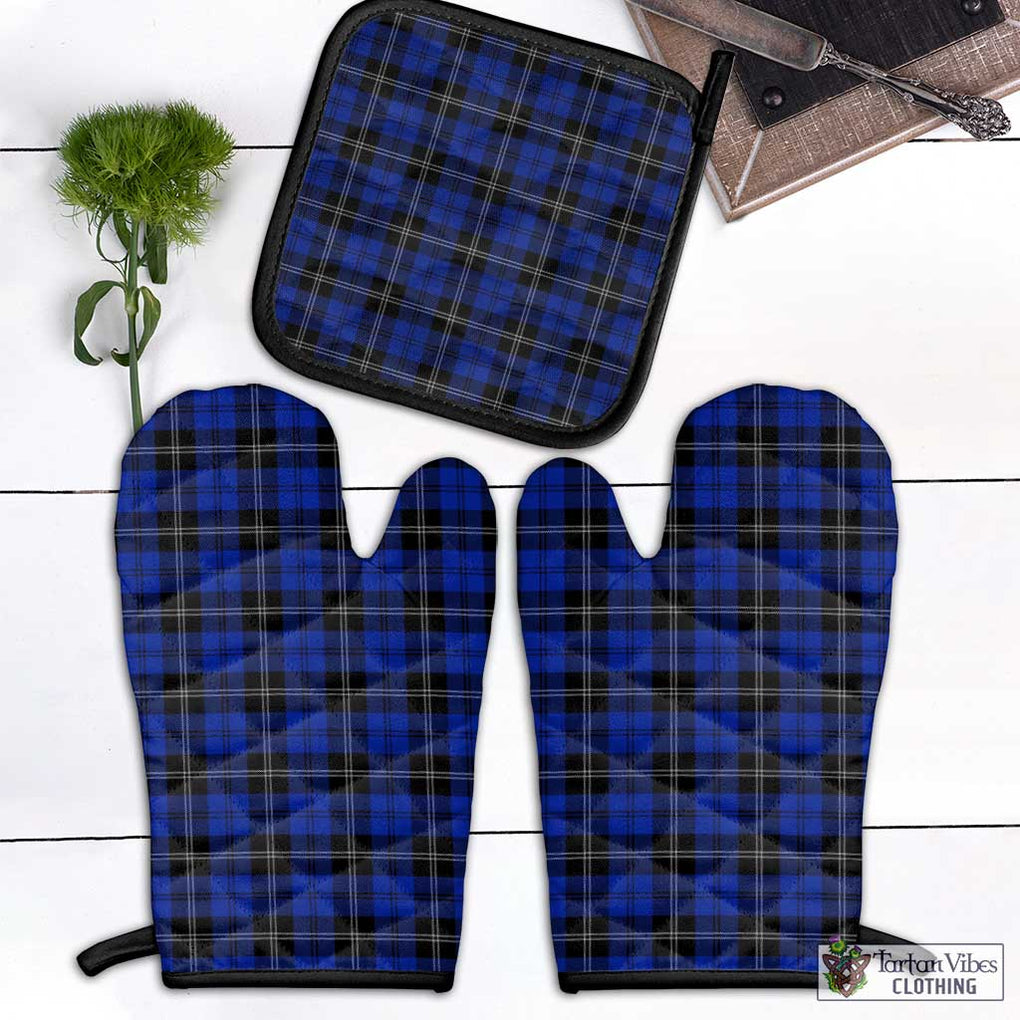 Swan Tartan Combo Oven Mitt & Pot-Holder Combo 1 Oven Mitt & 1 Pot-Holder Black - Tartan Vibes Clothing