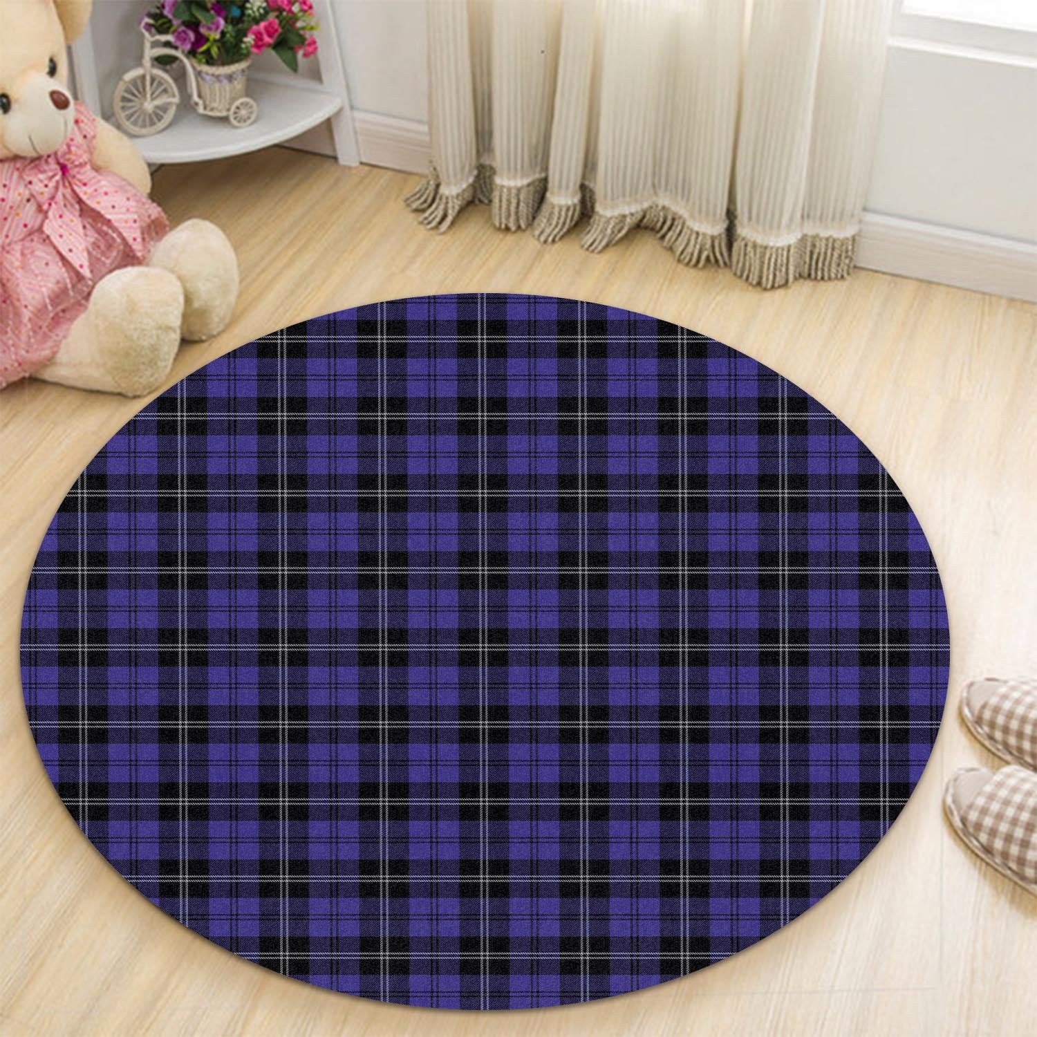 swan-tartan-round-rug