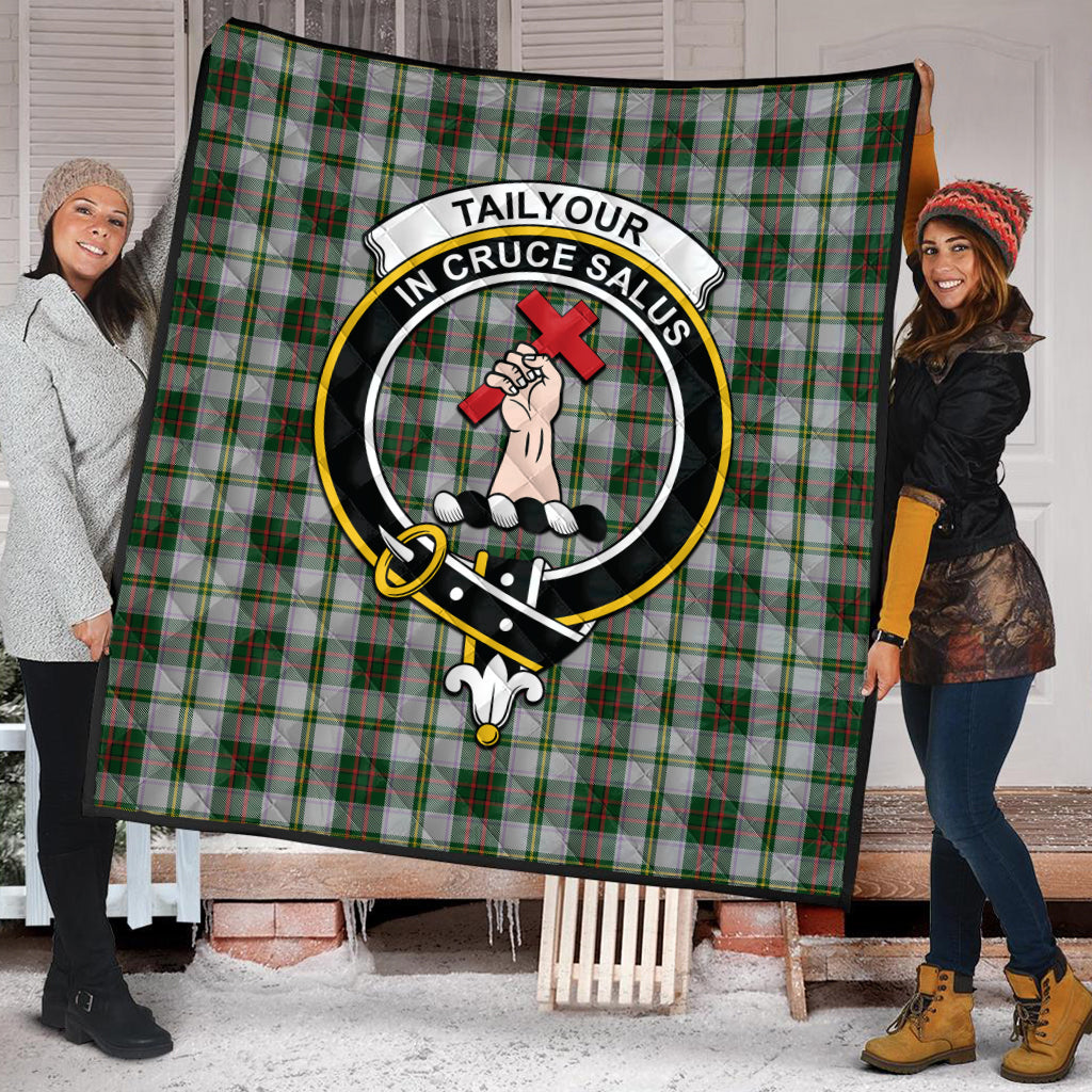 taylor-dress-tartan-quilt-with-family-crest