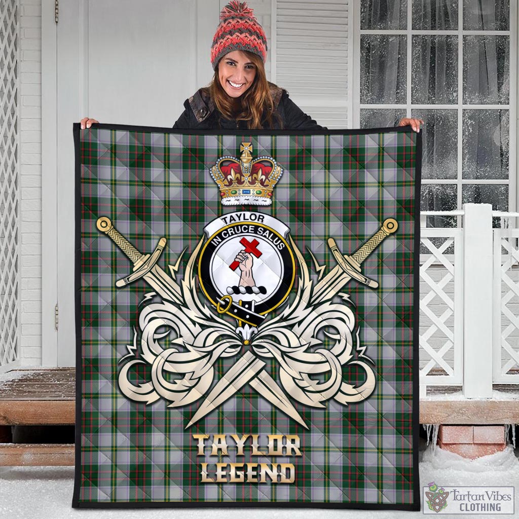 Tartan Vibes Clothing Taylor Dress Tartan Quilt with Clan Crest and the Golden Sword of Courageous Legacy