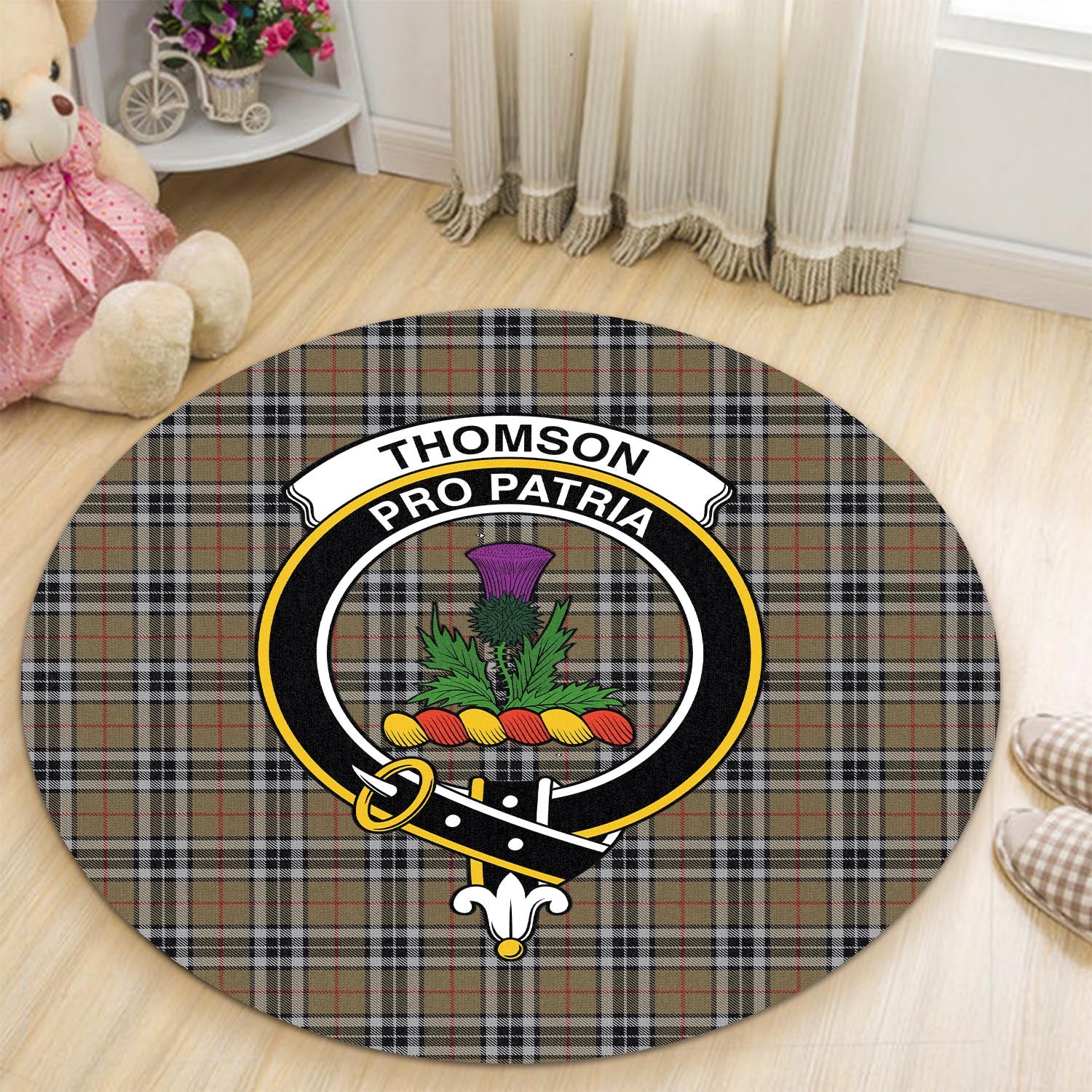 thomson-camel-tartan-round-rug-with-family-crest