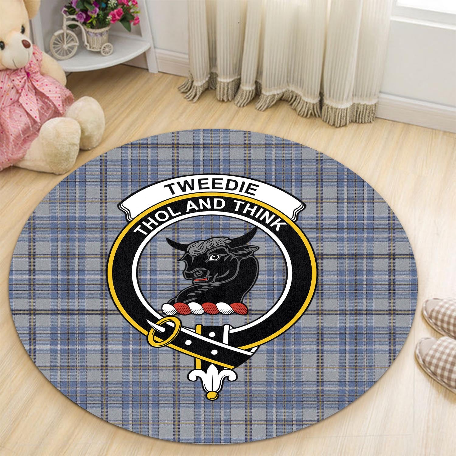 tweedie-tartan-round-rug-with-family-crest