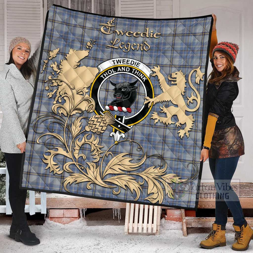 Tartan Vibes Clothing Tweedie Tartan Quilt with Family Crest and Scottish Symbol Style