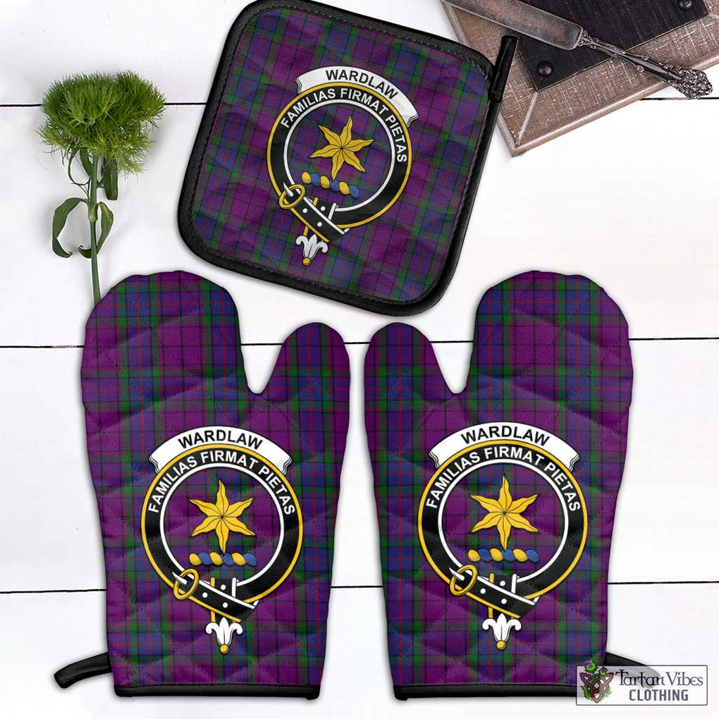 Wardlaw Tartan Combo Oven Mitt & Pot-Holder with Family Crest Combo 1 Oven Mitt & 1 Pot-Holder Black - Tartan Vibes Clothing