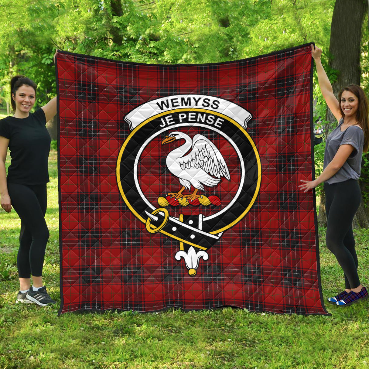 wemyss-tartan-quilt-with-family-crest