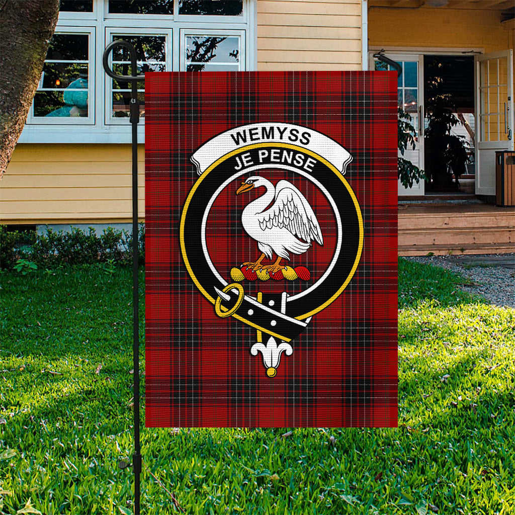 wemyss-tartan-flag-with-family-crest