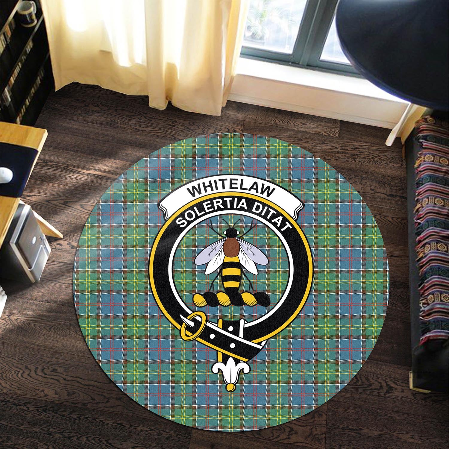 whitelaw-tartan-round-rug-with-family-crest