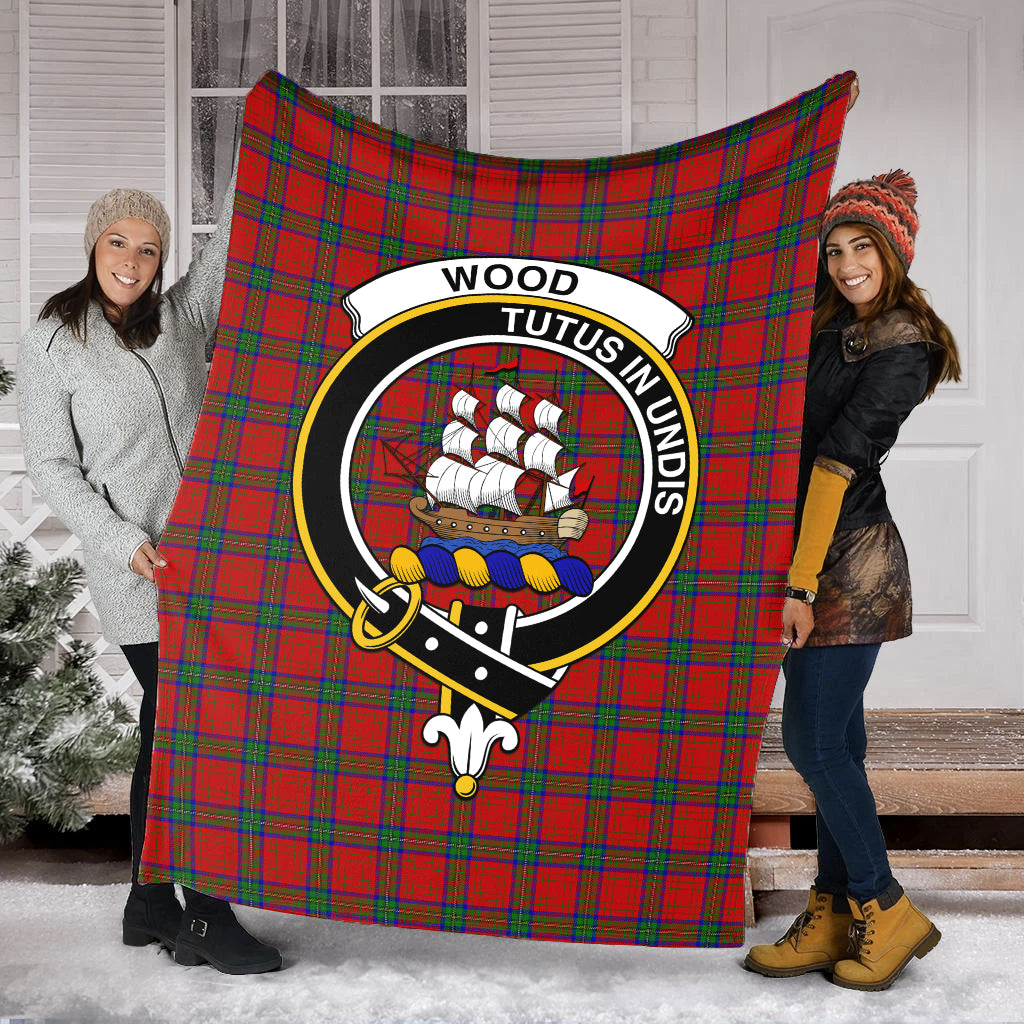 wood-dress-tartab-blanket-with-family-crest