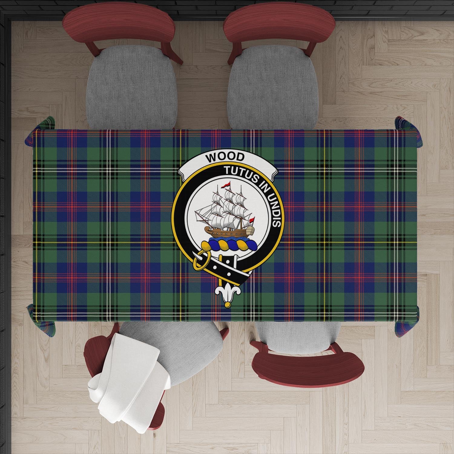 wood-modern-tatan-tablecloth-with-family-crest