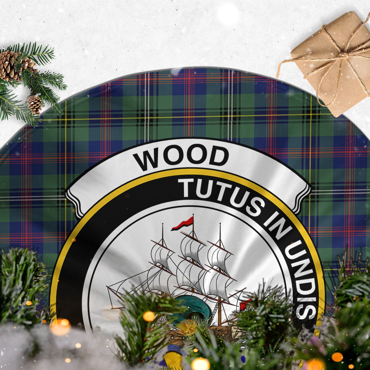 wood-modern-tartan-christmas-tree-skirt-with-family-crest