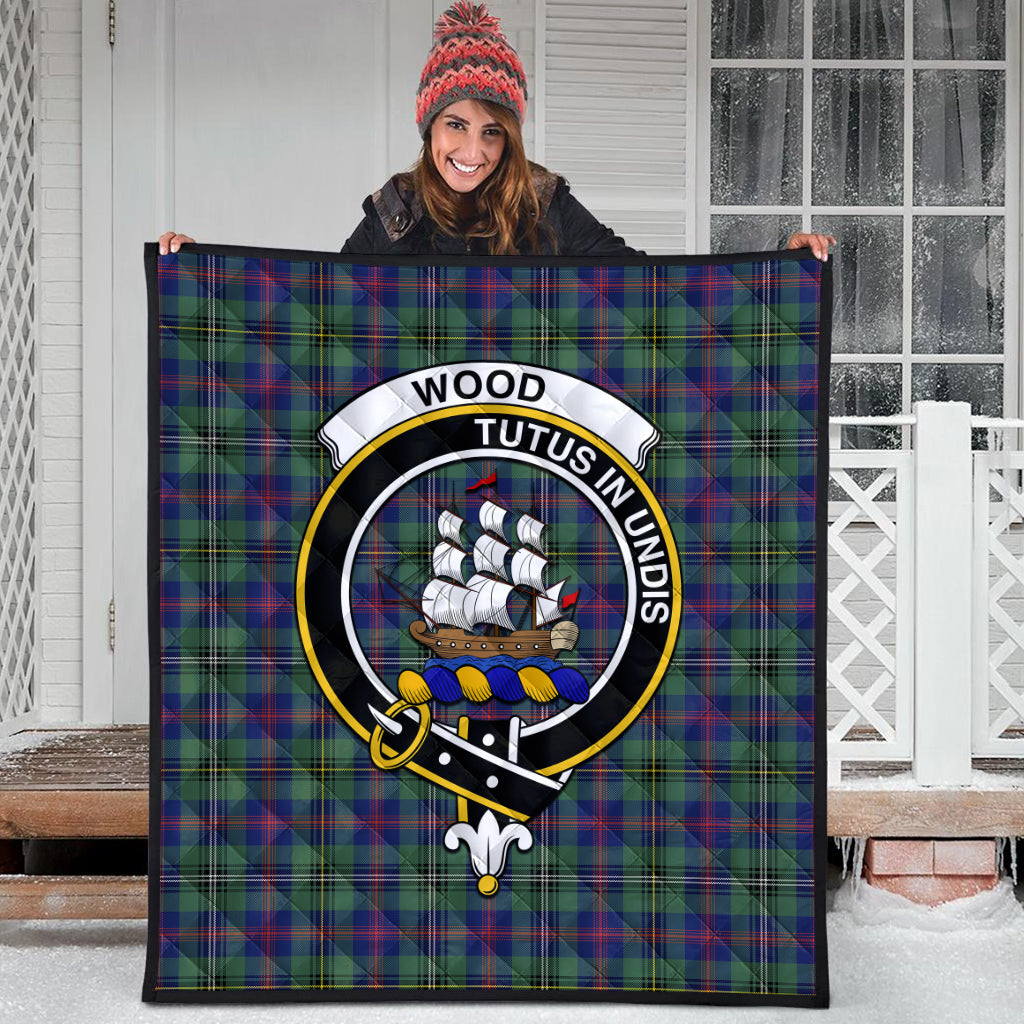 wood-modern-tartan-quilt-with-family-crest