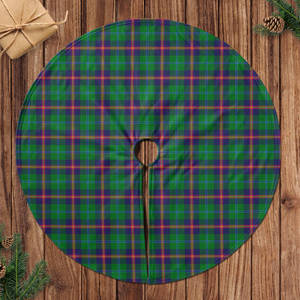 young-modern-tartan-christmas-tree-skirt